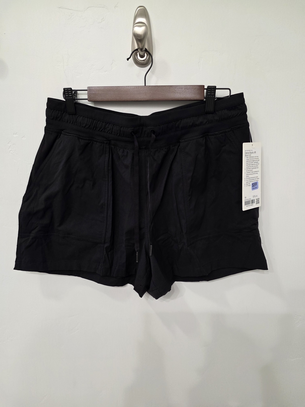 Lululemon Dance Studio HR Short 3.5" Black Size 10
